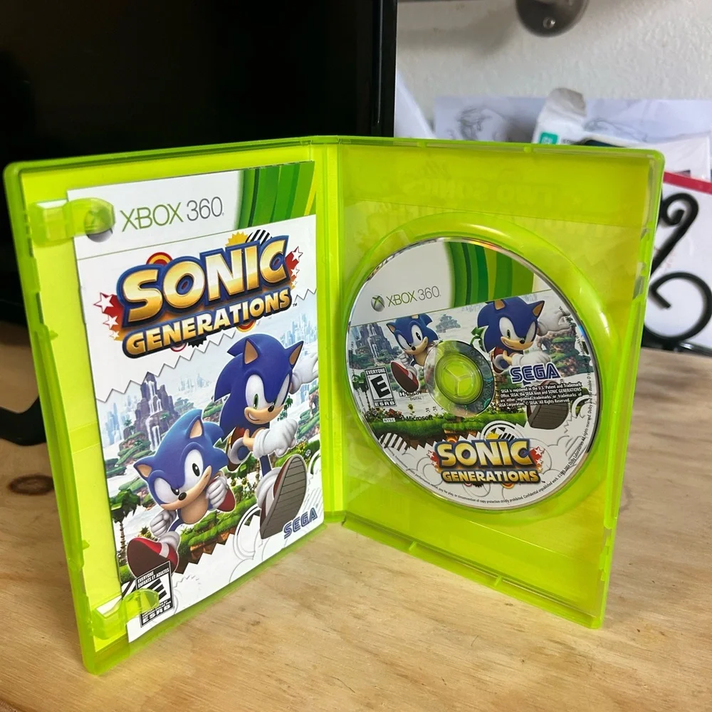 Sonic Generations (Xbox 360, 2011) Sega IP CIB Complete with Manual NEAR MINT